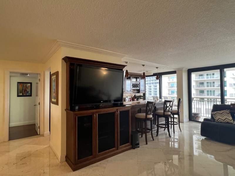2 bedroom Condominium at 3400 N Ocean Drive #906, Oceantree Condo, Singer Island — photo 4
