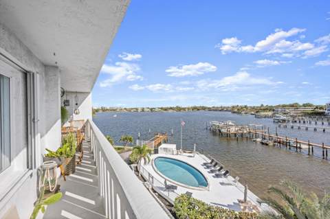 231 E Lantana Road #402, Lantana FL - photo 20 of 36