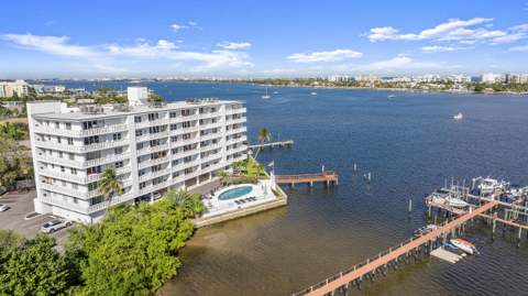 231 E Lantana Road #402, Lantana FL - photo 23 of 36