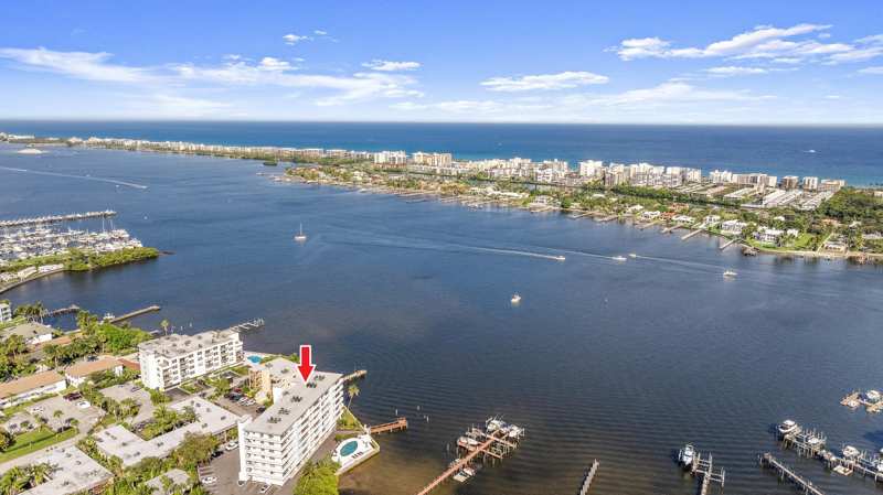 2 bedroom Condominium at 231 E Lantana Road #402, South Sea Islanderc Condo, Lantana — photo 1