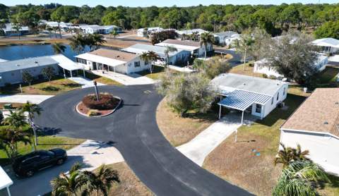 334 Seahorse Terrace, Fort Pierce FL - photo 16 of 40