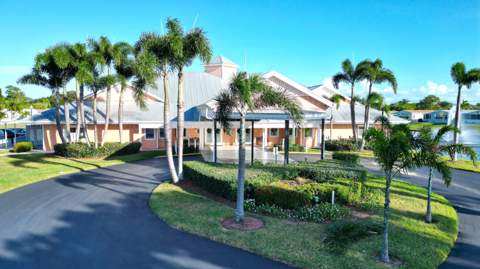 334 Seahorse Terrace, Fort Pierce FL - photo 13 of 40