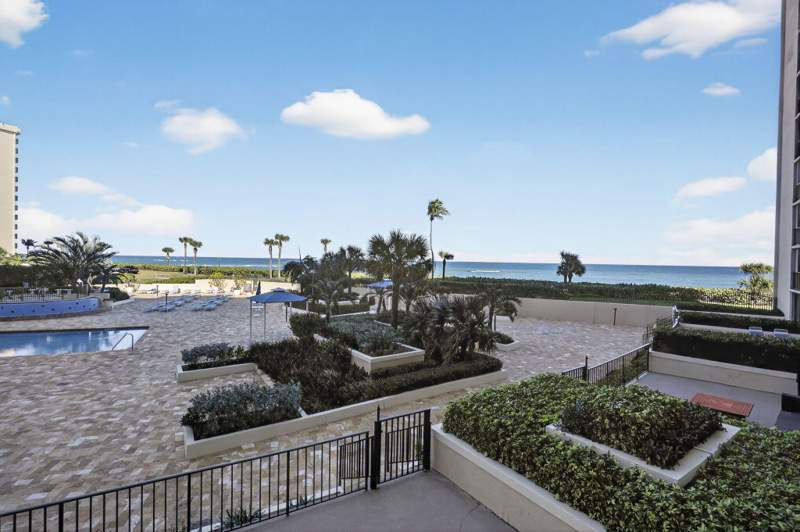 2 bedroom Condominium at 100 Ocean Trail Way #204, Ocean Trail Condo II, Jupiter — photo 2