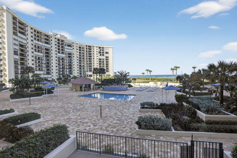 2 bedroom Condominium at 100 Ocean Trail Way #204, Ocean Trail Condo II, Jupiter — photo 4