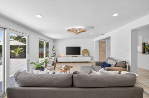 876 NW 6th Avenue, Boca Raton FL - photo 17 of 91