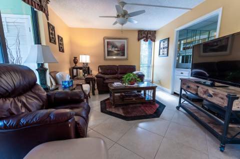 5390 Woodland Lakes Drive #201, Palm Beach Gardens FL - photo 12 of 20