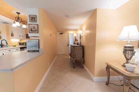 5390 Woodland Lakes Drive #201, Palm Beach Gardens FL - photo 6 of 20