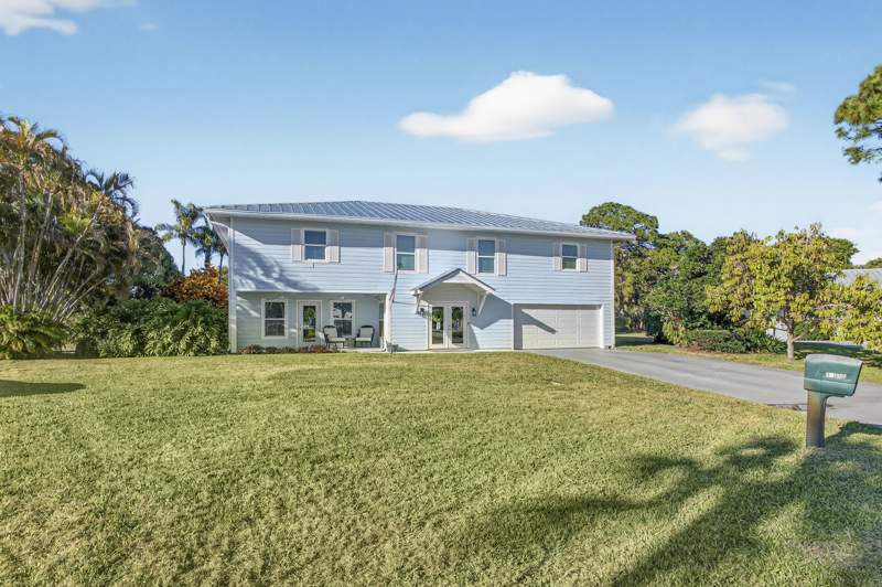 5 bedroom Single Family Residence at 10355 Seagrape Way, PGA National Golf Club Estates 2, Palm Beach Gardens — photo 2