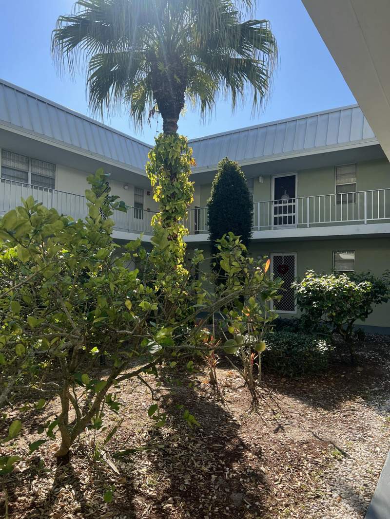 2 bedroom Condominium at 2302 Sunrise Boulevard #3-201, Inlet House Condominium, Fort Pierce — photo 3