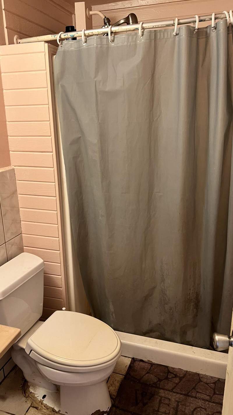 3 bedroom Single Family Residence at 704 S 17th Street, Chase'S Subdivision, Fort Pierce — photo 3
