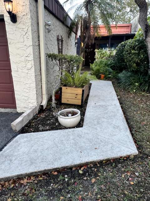 6554 NW 98th Terrace #D23, Tamarac FL - photo 7 of 17