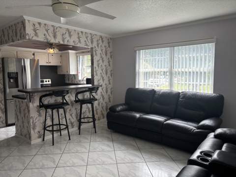 81 Windsor D, West Palm Beach FL - photo 8 of 18