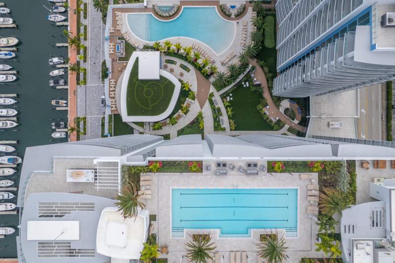 2 bedroom Condominium at 220 Lake Shore Drive #1011, Nautilus 220 Condominium, Lake Park — photo 4