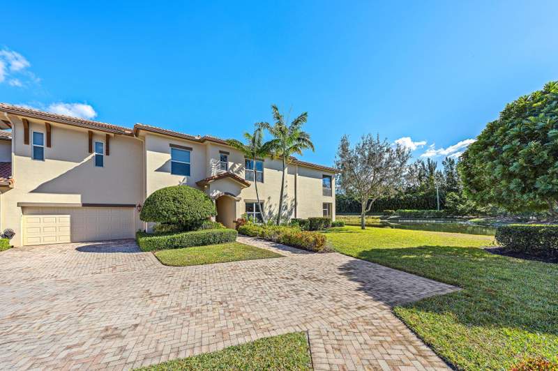 2 bedroom Condominium at 10136 Orchid Reserve Drive, Ibis - Orchid Reserve, West Palm Beach — photo 4
