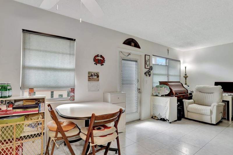 2 bedroom Condominium at 4076 Newport Q #4076, Century Village, Deerfield Beach — photo 2
