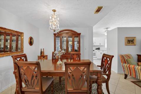 6737 Campanilla, Fort Pierce FL - photo 7 of 41