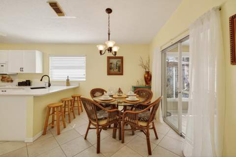 6737 Campanilla, Fort Pierce FL - photo 11 of 41