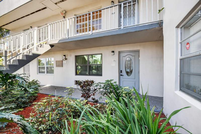 2 bedroom Condominium at 743 Burgundy P, Kings Point Burgundy Condos, Delray Beach — photo 3