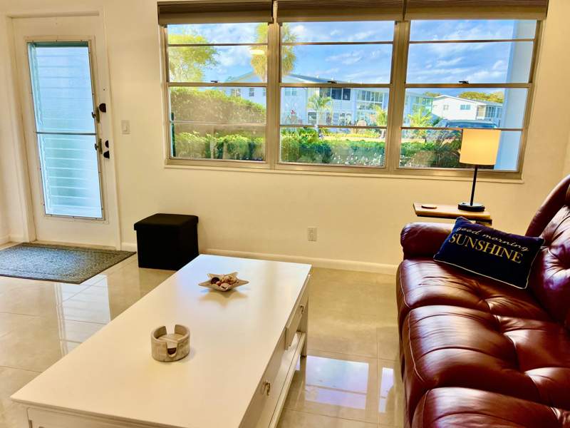 1 bedroom Condominium at 1011 Harwood C #1011, Harwood C Condo, Deerfield Beach — photo 3