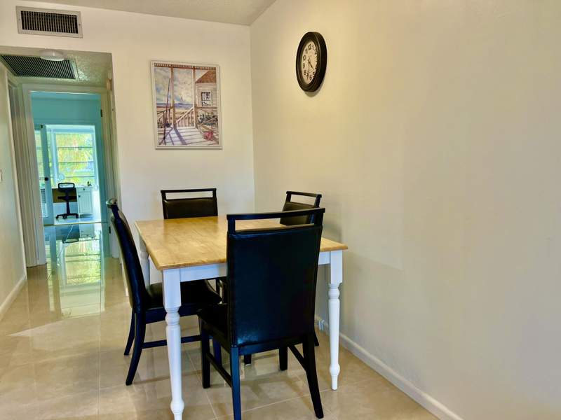 1 bedroom Condominium at 1011 Harwood C #1011, Harwood C Condo, Deerfield Beach — photo 4