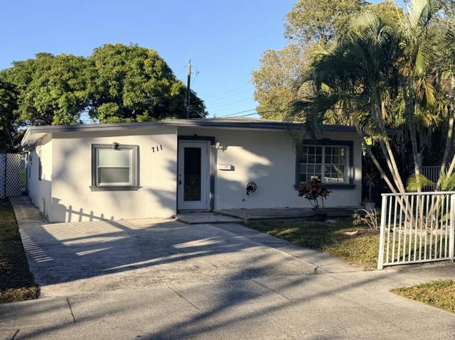 711 Fernwood Drive