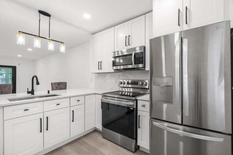 2 bedroom Condominium at 5 Abbey Lane #207, Villages Of Oriole Abbey Condo, Delray Beach — photo 1