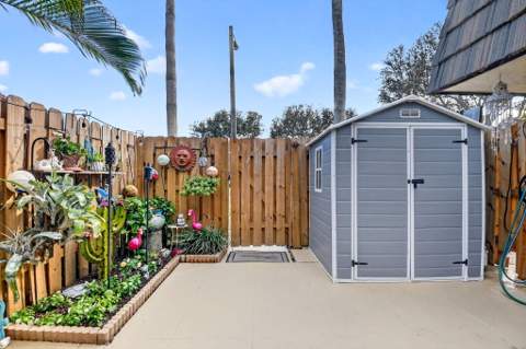 1545 W Forest Lakes Circle #B, West Palm Beach FL - photo 6 of 51