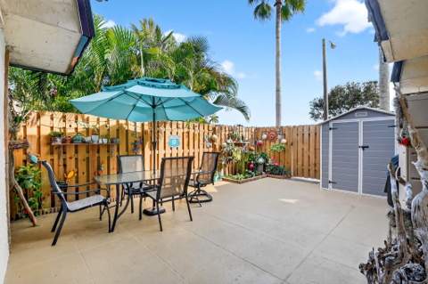1545 W Forest Lakes Circle #B, West Palm Beach FL - photo 7 of 51