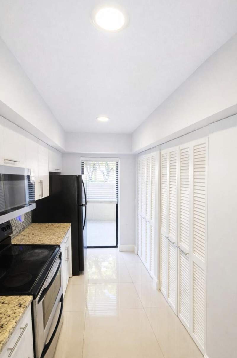 2 bedroom Condominium at 11596 NW 45th Street #4, Townhouses Of Coral Springs, Coral Springs — photo 3