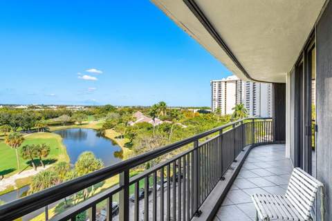 2427 Presidential Way #701, West Palm Beach FL - photo 23 of 23
