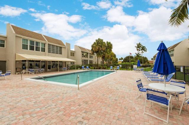 Sabal Pine South Condo