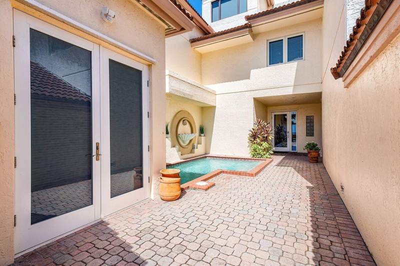 4 bedroom Townhouse at 4517 S Ocean Boulevard, Terra Mar, Highland Beach — photo 3