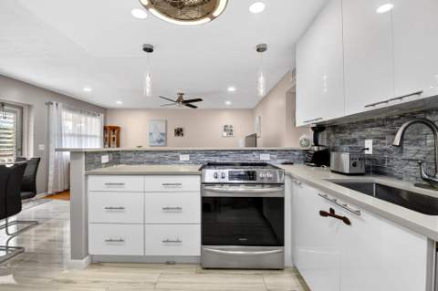 209 Somerset K, West Palm Beach FL - photo 9 of 55