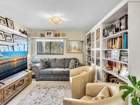 10215 N Circle Lake Drive #201, Boynton Beach FL - photo 20 of 51