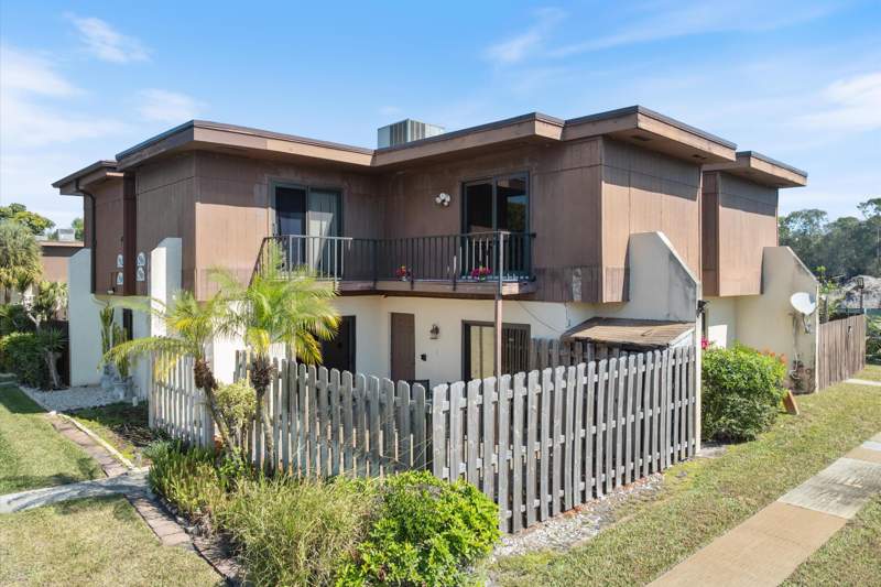 2 bedroom Townhouse at 2966 Kirk Road, Kirkwood South, Lake Worth — photo 4