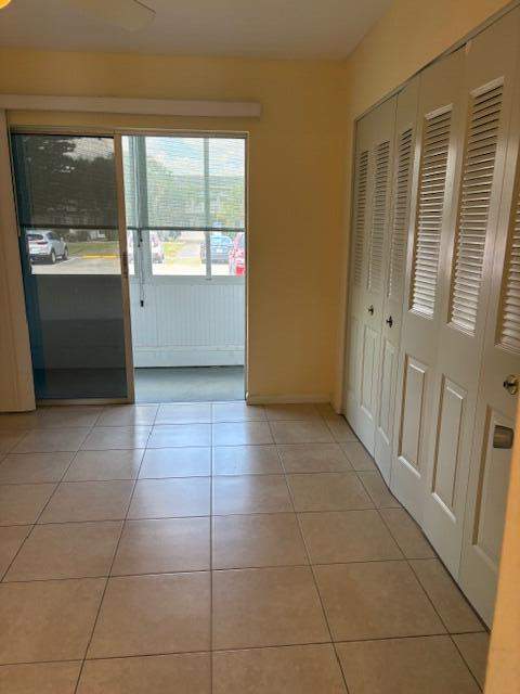 313 Andover #M, West Palm Beach FL - photo 11 of 25