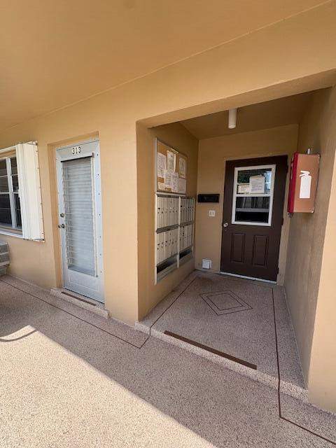 313 Andover #M, West Palm Beach FL - photo 18 of 25