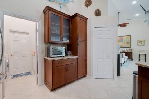1714 Coconut Drive, Fort Pierce FL - photo 11 of 45