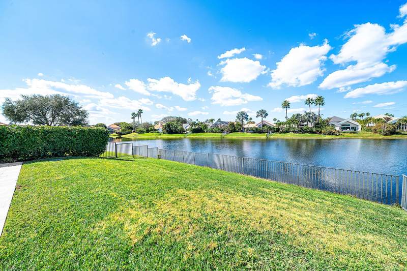 3 bedroom Single Family Residence at 13765 Le Havre Drive, Frenchmans Creek, Palm Beach Gardens — photo 4