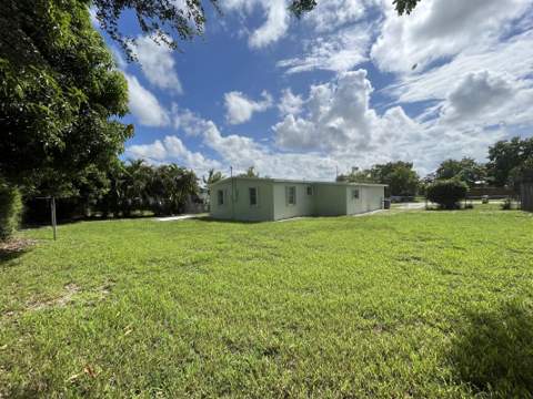 285 SE Abeto Lane, Port St. Lucie FL - photo 20 of 20