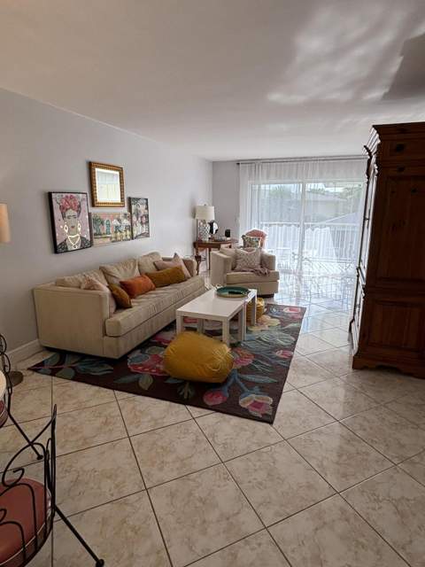 510 Prosperity Farms Road #8b, North Palm Beach FL - photo 6 of 16