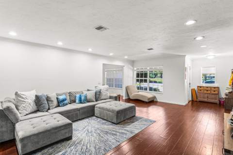 11658 Dunes Road, Boynton Beach FL - photo 6 of 15