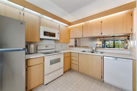 1701 Marina Isle Way #202, Jupiter FL - photo 7 of 51