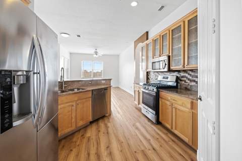 525 SW Lake Manatee Way, Port St. Lucie FL - photo 13 of 43