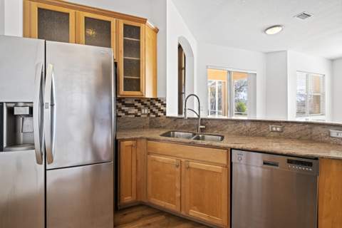 525 SW Lake Manatee Way, Port St. Lucie FL - photo 12 of 43
