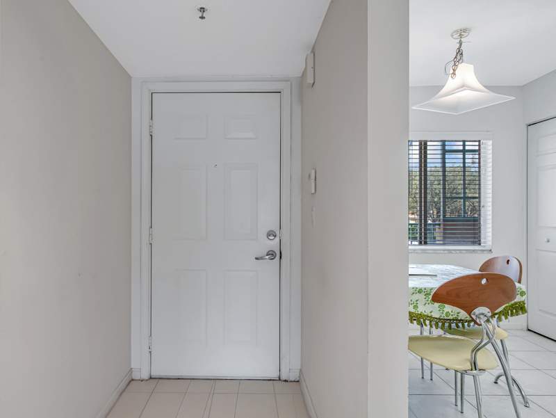 3 bedroom Condominium at 12565 Imperial Isle Drive #208, Coral Cove Condo, Boynton Beach — photo 5