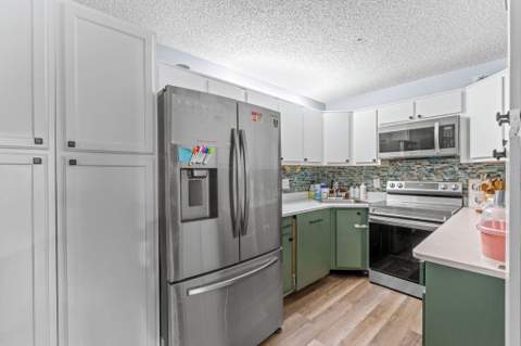 723 Sunny Pine Way #H2, Greenacres FL - photo 8 of 40