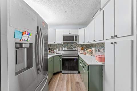723 Sunny Pine Way #H2, Greenacres FL - photo 9 of 40