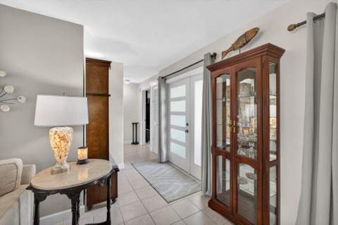3646 Cypress Street, Palm Beach Gardens FL - photo 15 of 67
