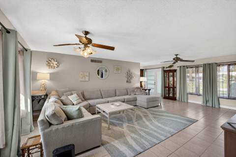 3646 Cypress Street, Palm Beach Gardens FL - photo 18 of 67